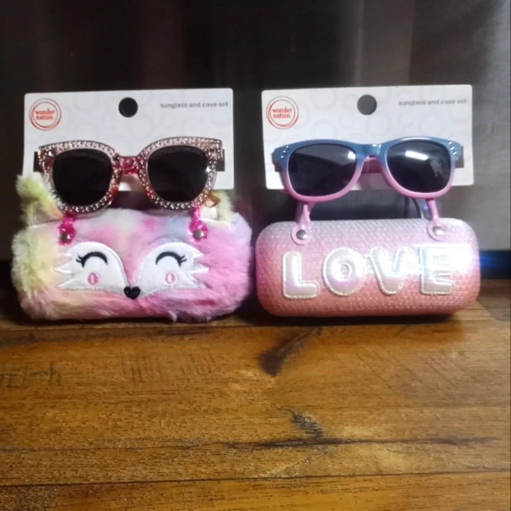 Set of 2 Wonder Nation Fox/Love Sunglasses with Case Bundle